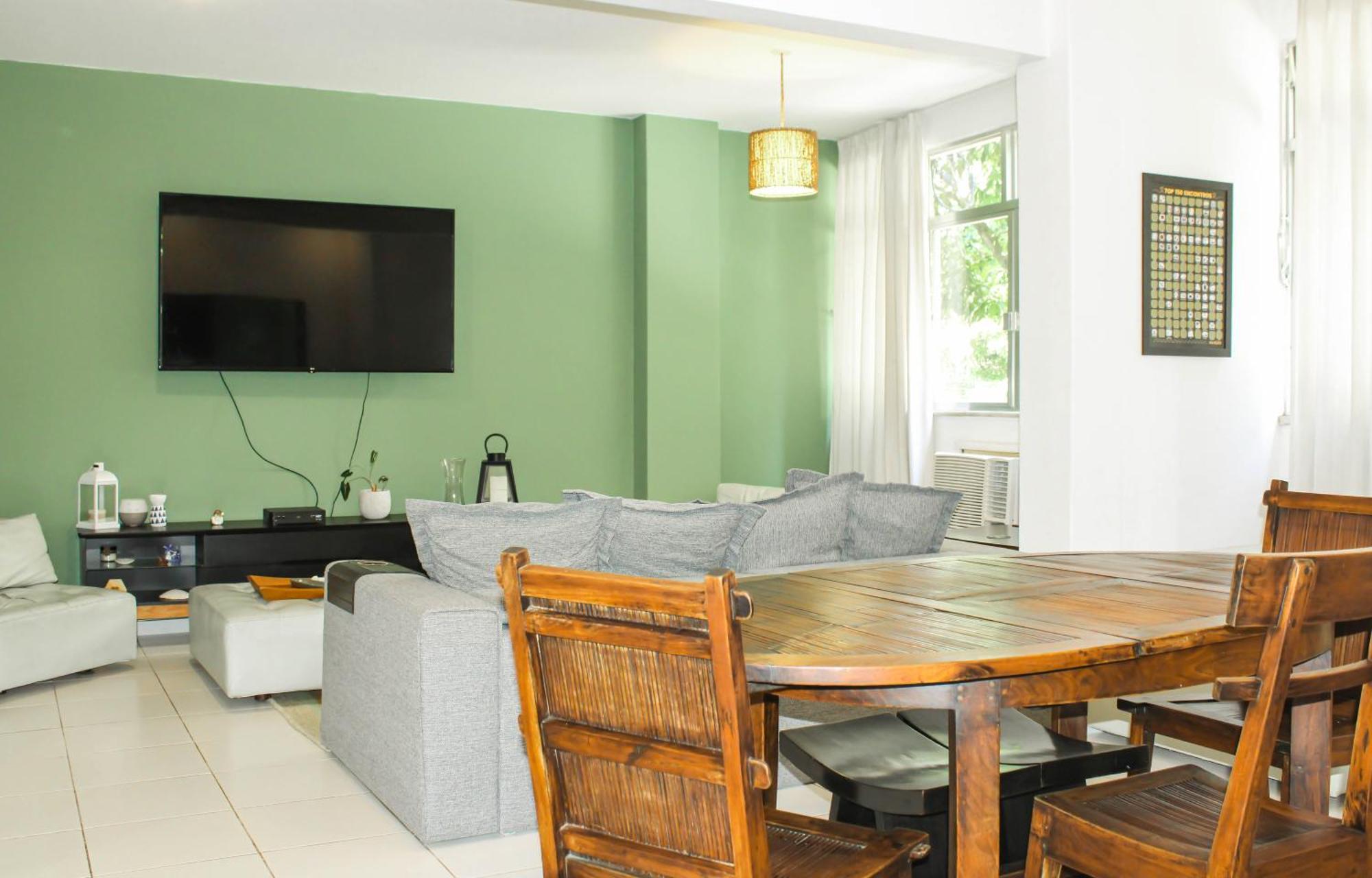 Apartamento Amplo Apto No Coracao Do Leblon *